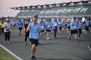 BIB: 528, 51075
                            <button type="button" onclick="openModal(10463835)" class="btn btn-primary btn-sm float-right btn-popup" data-toggle="modal" data-target=".modal-high-quality">
                        <i class="fas fa-shopping-cart"></i> Add to Cart
                    </button>
                                            <button type="button" onclick="isThisMe(10463835, true)" class="btn btn-success btn-sm float-right btn-popup btn-isme hidden" data-toggle="tooltip" data-placement="bottom" title="นี่คือรูปของคุณใช่ไหม คลิกที่นี่เพื่อเอาเข้าอัลบั้ม">
                        <i class="fas fa-plus"></i> Add to album
                    </button>
                    <button type="button" onclick="isThisMe(10463835, false)" class="btn btn-warning btn-sm float-right btn-popup btn-isnotme hidden">
                        <i class="fas fa-ban"></i> Remove from album
                    </button>